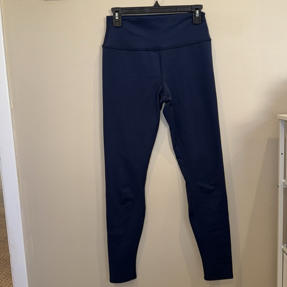 ALO Airbrush Winter Warm High-Waist Nocturne Legging - Picture 3 of 8